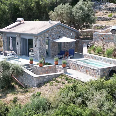 Bed & Breakfast Grey Sea View Estate - Luxury Villas With Private Pool & Plunge Pool