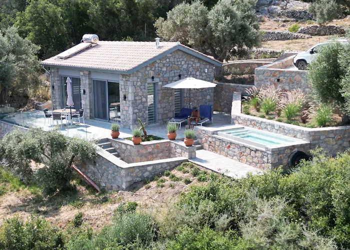 Bed & Breakfast Grey Sea View Estate - Luxury Villas With Private Pool & Plunge Pool